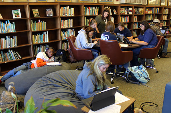 Aggie seniors gathered informally to complete college applications.