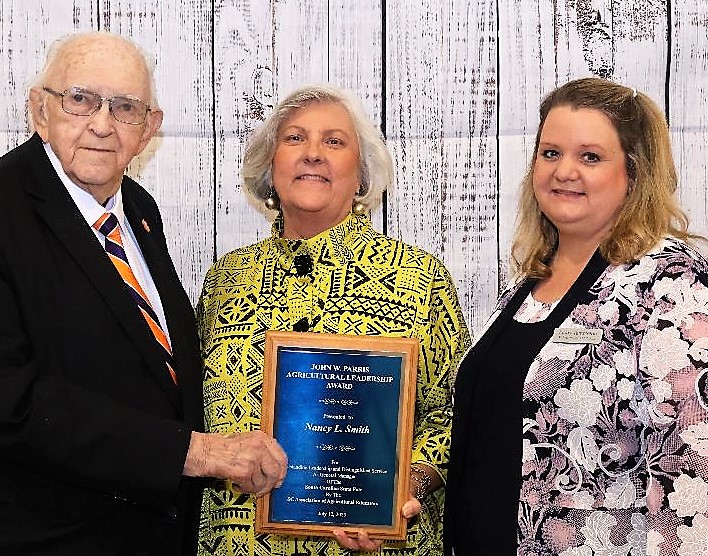John W. Parris (left) with Nancy L. Smith (center) and Elizabeth Templeton, faculty member of SC Governor’s School for Agriculture and president of the SC Association of Agricultural Educators. 